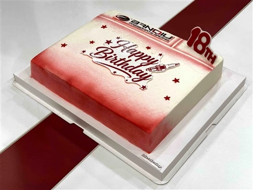 🎂 BANQIUga 18 yil!